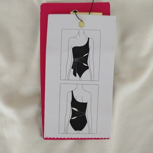 Vince Camuto New Women's swimsuit - Picture 7 of 7